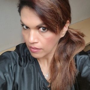 Meet your Posher, Gabriela